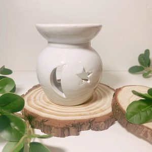 Μικρός λευκός με φεγγάρι